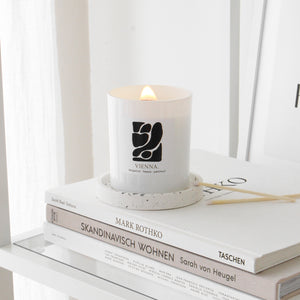 Scented Candle 'Vienna' - white