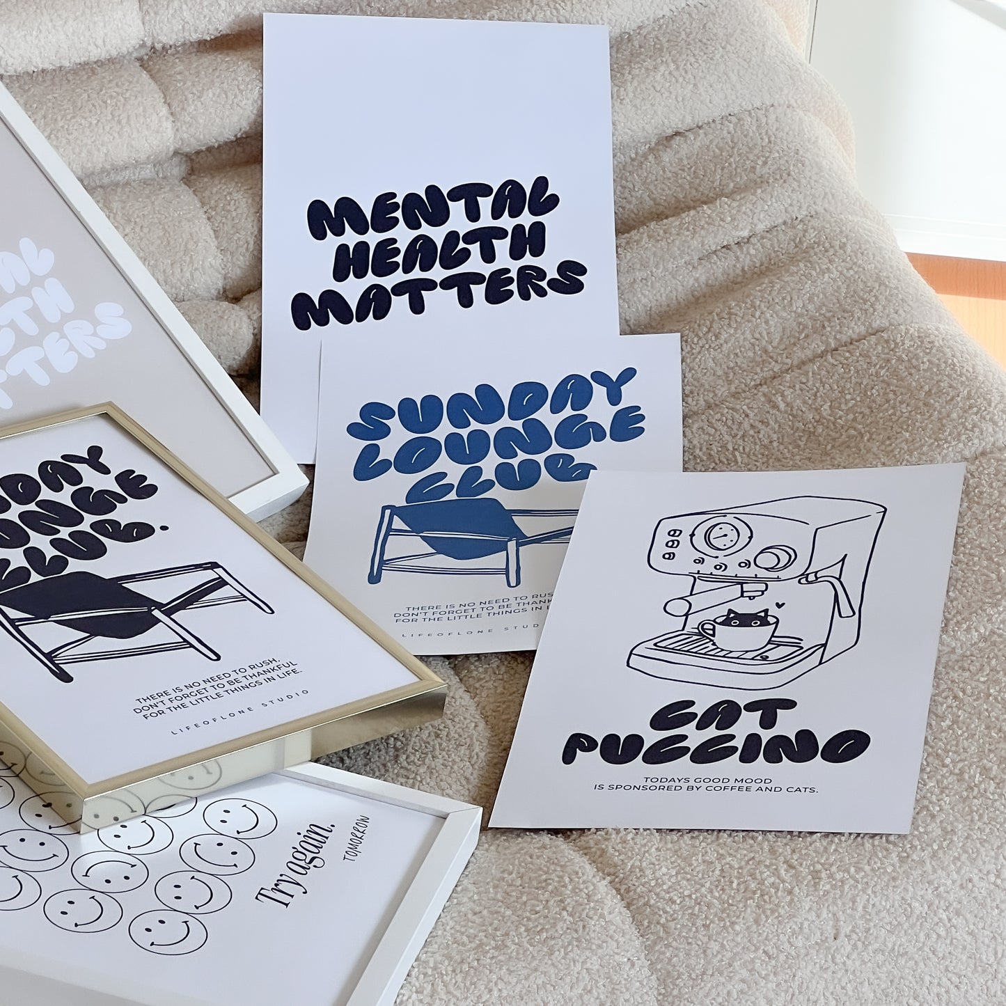 Handgedruckte Poster mit minimalistischen Designs – nachhaltiger Kunstdruck aus dem Lifeoflone Studio