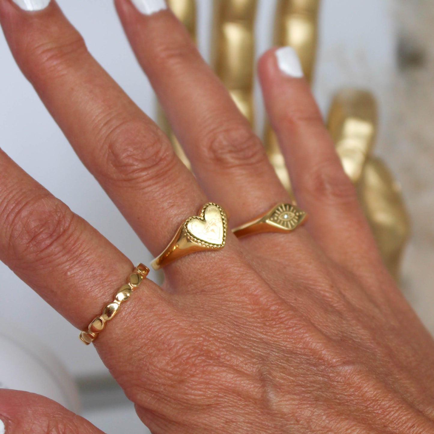 Ring Heart Globe