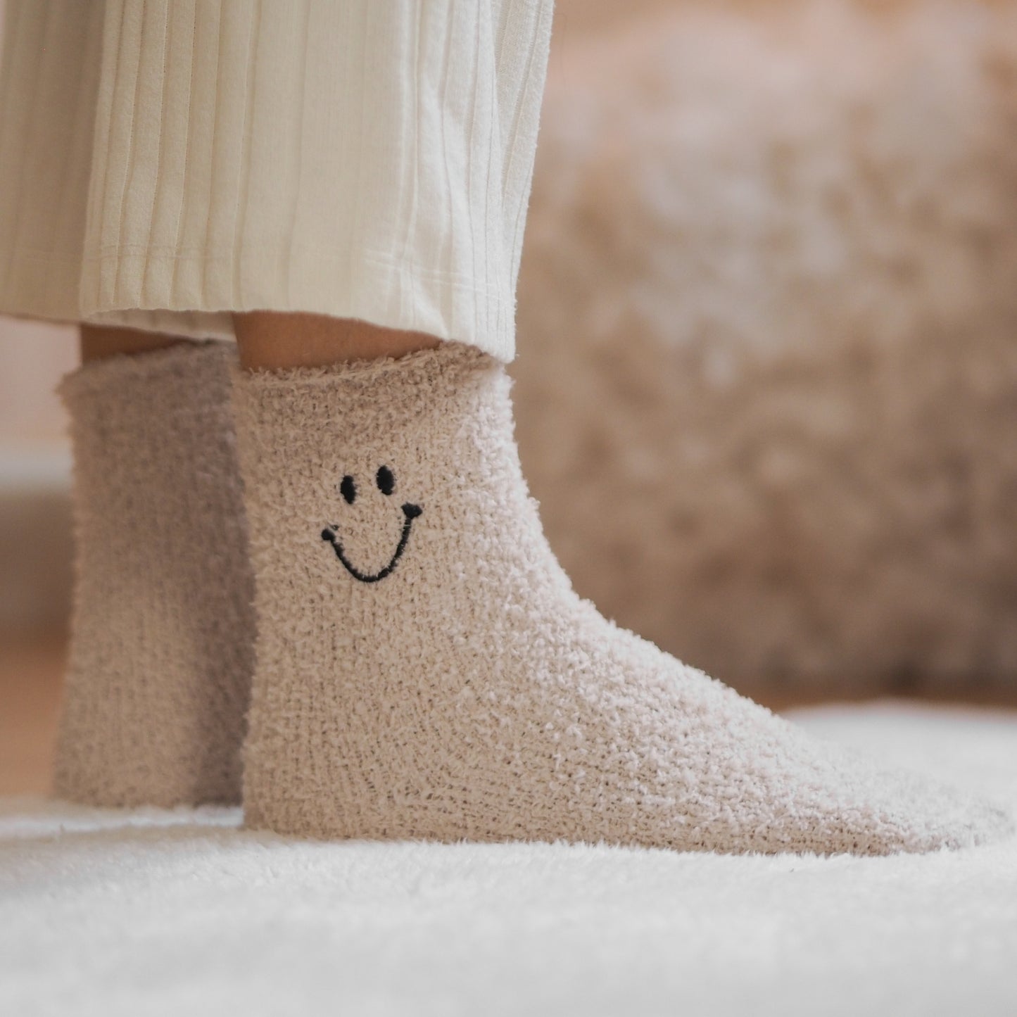 Kuschelsocken 'Cozy Smiley'