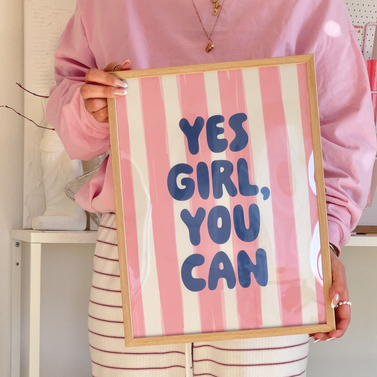 Poster 'Yes Girl'