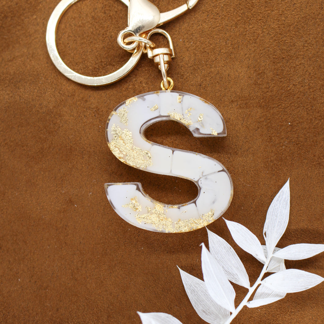 Resin Keychain Letter 'S', Beige